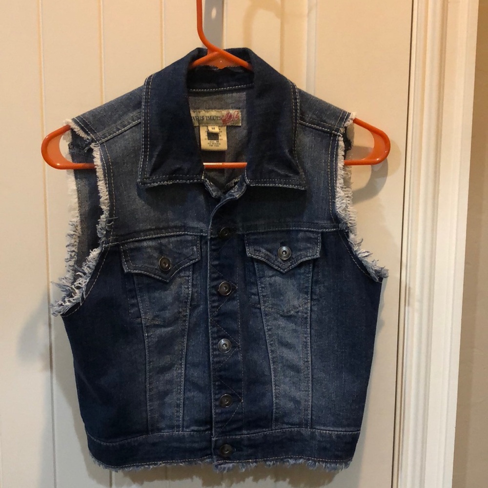 Women’s jean vest size Medium